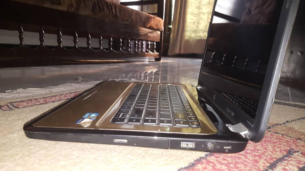 HP Laptop Pristine Condition Dedicated Graphics 3