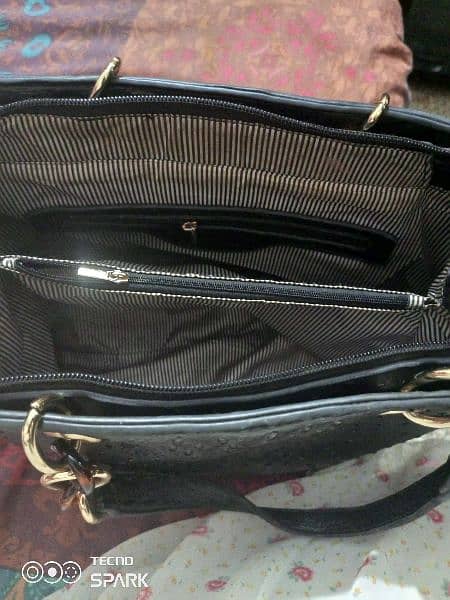 imported leather bag look lije new condition 4