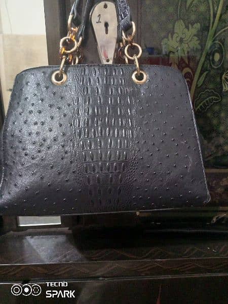 imported leather bag look lije new condition 9