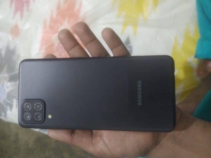 mobile Samsung a12  4gb 64gb all ok 0