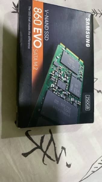 SAMSUNG 860 EVO SSD 250GB - M. 2 SATA 0