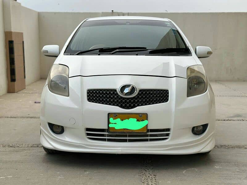 Toyota Vitz 2007 4