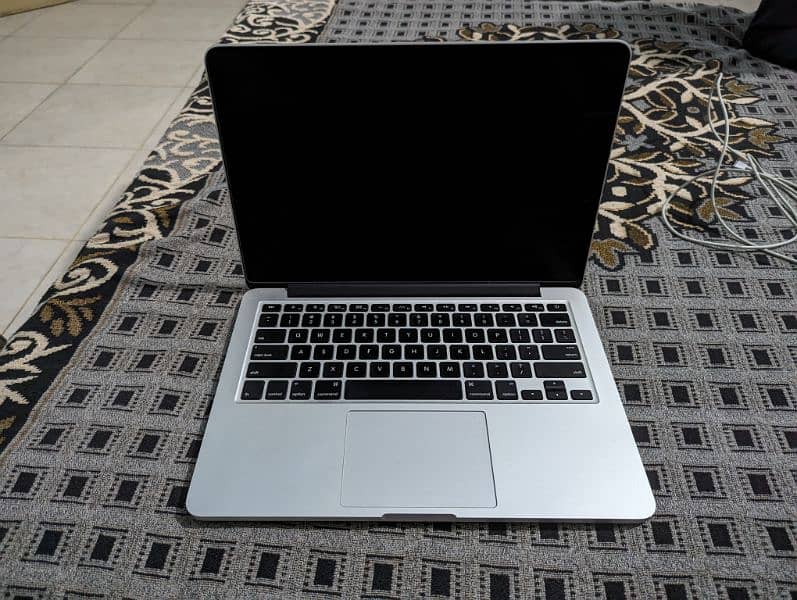 MacBook Pro Apple urgent Sale 1