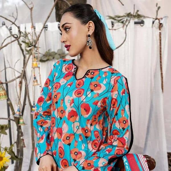 3 PCs women's stitched printed embroidered suit 4