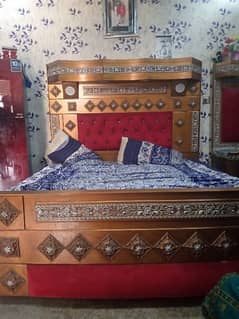 bed set and mirror urgent sale 0