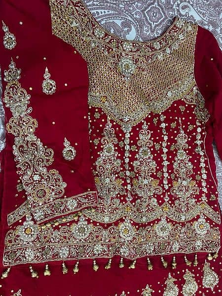 bridal dress with jewelry 3
