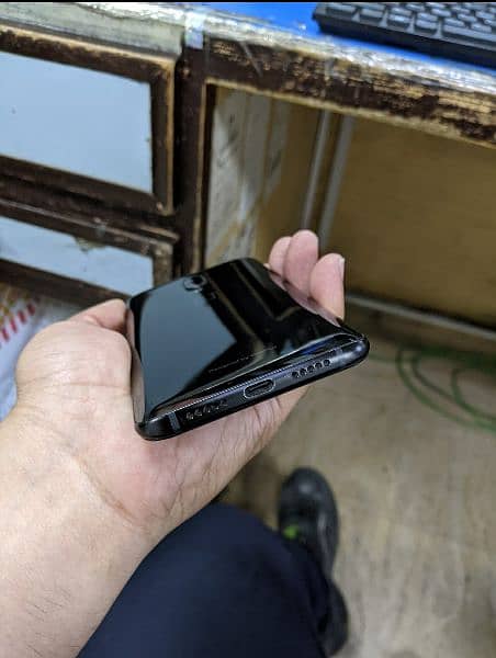 OnePlus 6T 8/128 2
