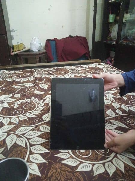 ipad 2  good condition. . . for sale 4