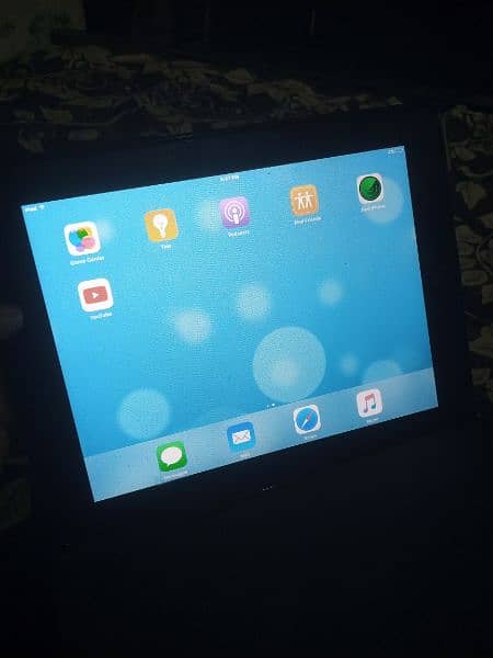ipad 2  good condition. . . for sale 15