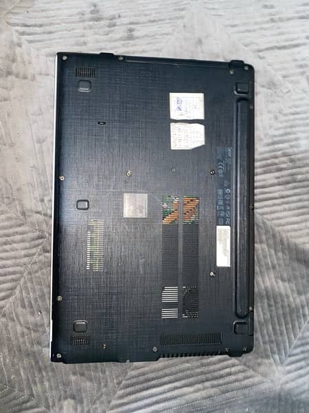 Acer Laptop cori 5, 2nd GNz 7