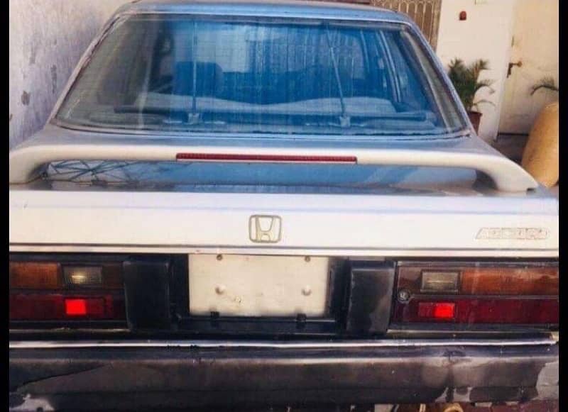 Honda Accord 1985 6