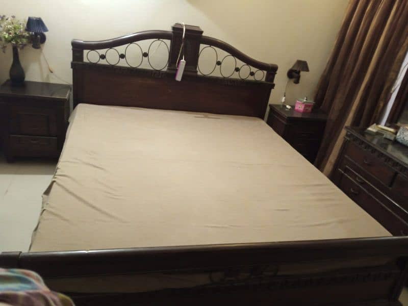 king size sheesham wood bed 0