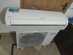 Kenwood 1.5 ton inverter airconditioner with T 3 compressor