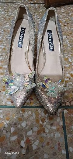 pre loved heels.