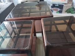 3 Drawing room table set. Removable glass top