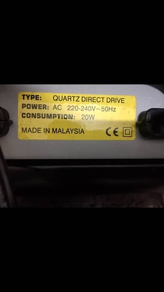 Numark Quartz Direct Drive turntable 10