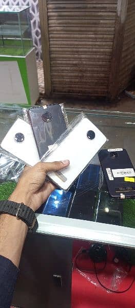 moto z4 (4+128) pta approved new stocks available for usa  03186414811 4