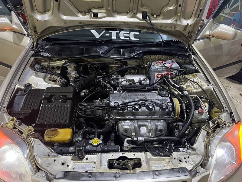 Honda Civic VTi 1.6 10