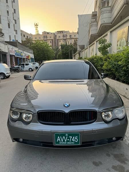 BMW 745Li 1