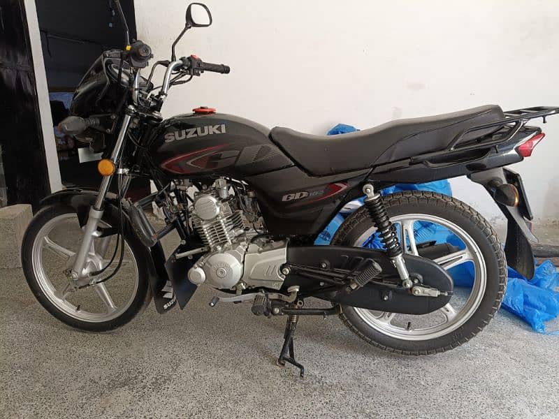 Suzuki Gd110s 4