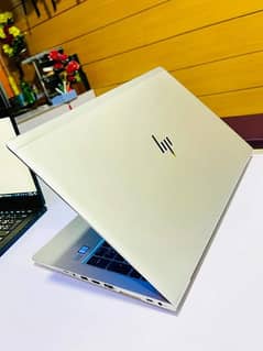 Hp EliteBook 850 G6
CORE i7-8665U