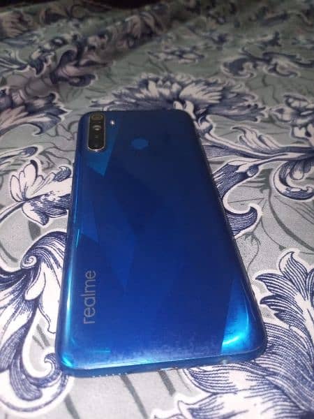 REALME5 4+64 GB only phone NO any fault 3