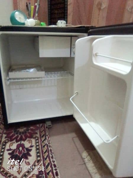 Room Refrigerator 3