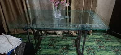 Dining table for sale