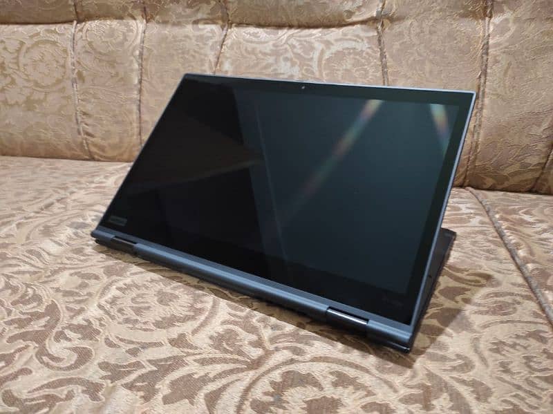 Lenovo X1 yoga Core i7 7th generation 16 gb variant 2