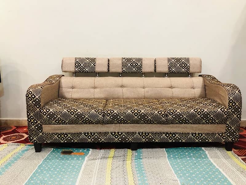 5 seater sofa set 1 month use all ok condition 10/10 1