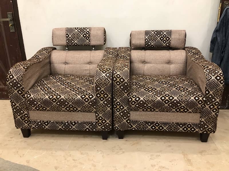 5 seater sofa set 1 month use all ok condition 10/10 3