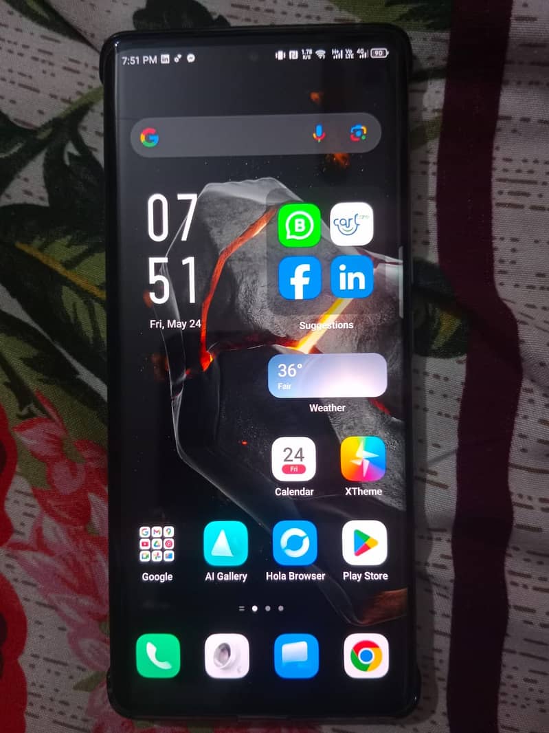 Infinix Note 40 Pro for Sale. 2