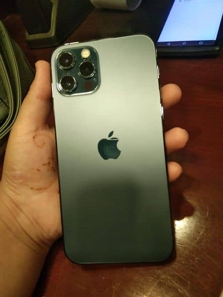 I phone 12 pro 2