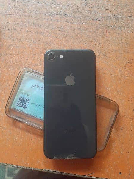 iPhone 8 64 gb health 80 °/• non pta 4