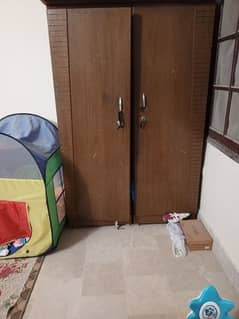 2 door almirah for sell