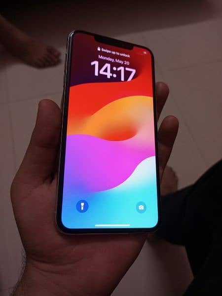 iphone xs max 256gb pta approved 3