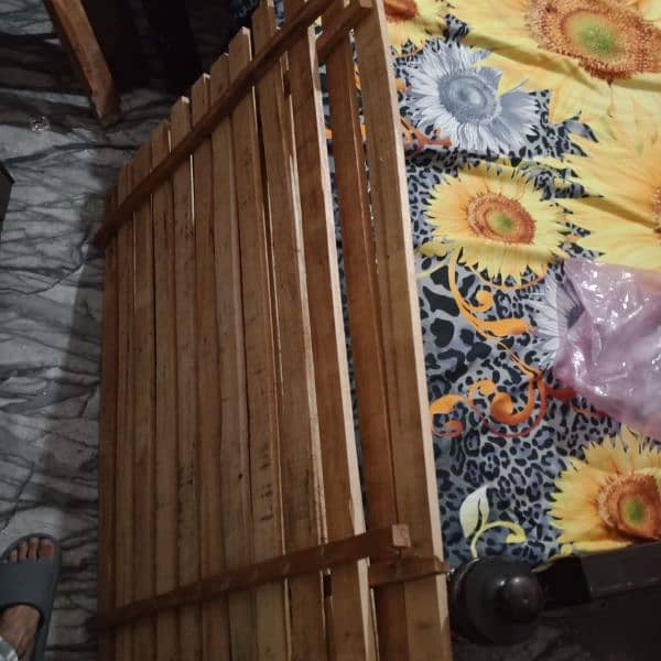singal wooden Bed 2