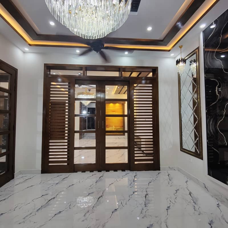 10 Marla Luxury Furnished House Is Available For Sale In Bahria Town Lahore. 30