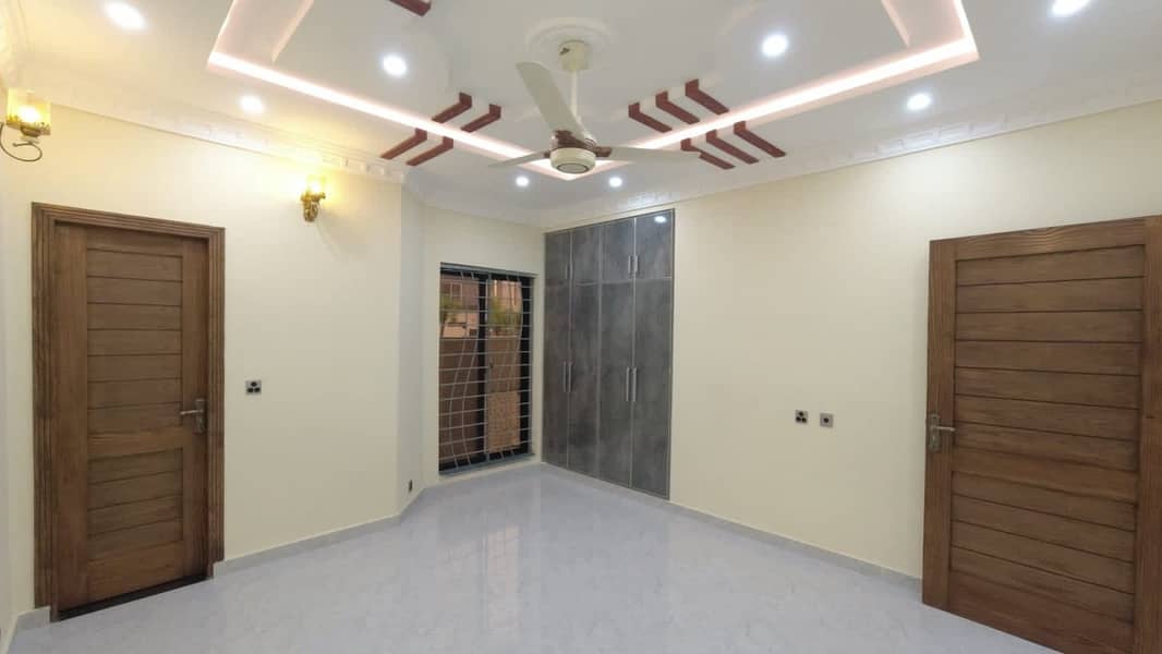10 Marla House Available For Rent Brand New Talha Block 10