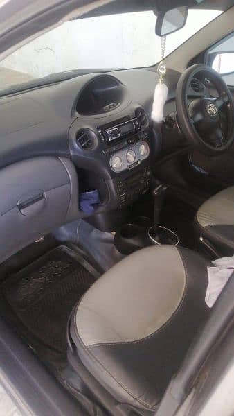 Toyota Vitz 2003| 07 lahore 5