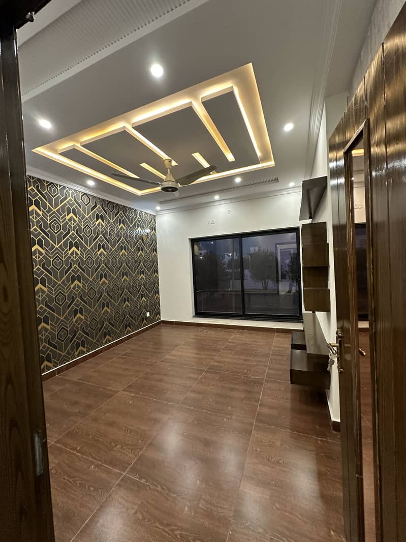1 Kanal Upper Portion Available For Rent On Ideal Location Of Bahria Town Jasmine Block Lahore 6