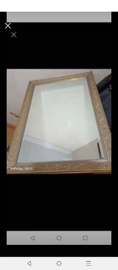 Fancy mirrors total available 4 new condition 10/10