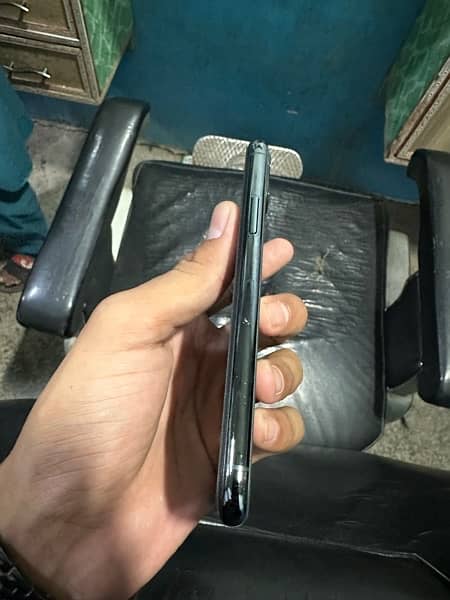 Iphone 11pro 256GB non pta 1