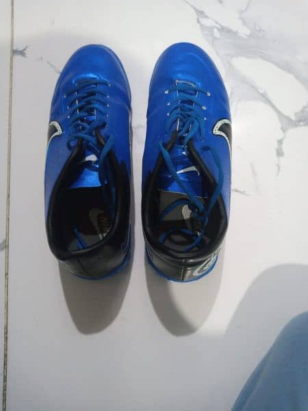 Football Shoes/ Grippers new condition 1