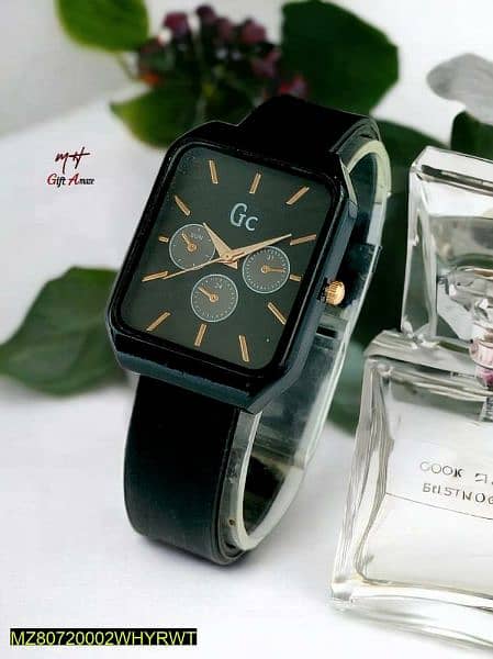 Woman's wrist watch 1