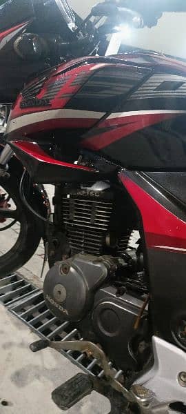 Honda CB 150F Model 2017 3