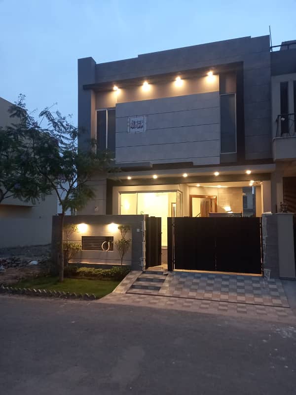 5 Marla Brand New House for Sale DHA 9 Town Lahore 10