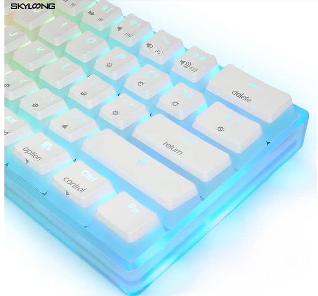 GK61/SK61 WHITE TRANSPARENT KEYBOARD YELLOW SWITCHES 4