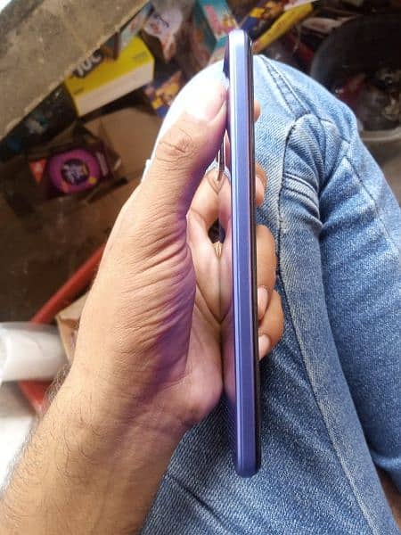 vivo y21 4gb ram 64gb rom for sale serious buyer contact me 4