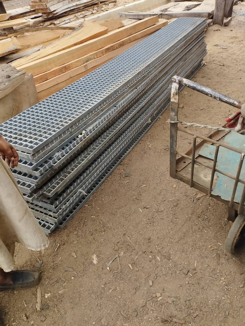 Solar Walkways | FRP GRATING | FRP walkways 9